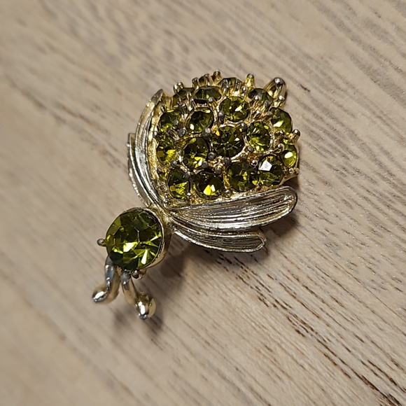 Vintage goldtone green rhinestone Beetle Bug  brooch animal bumble bee - Picture 1 of 6